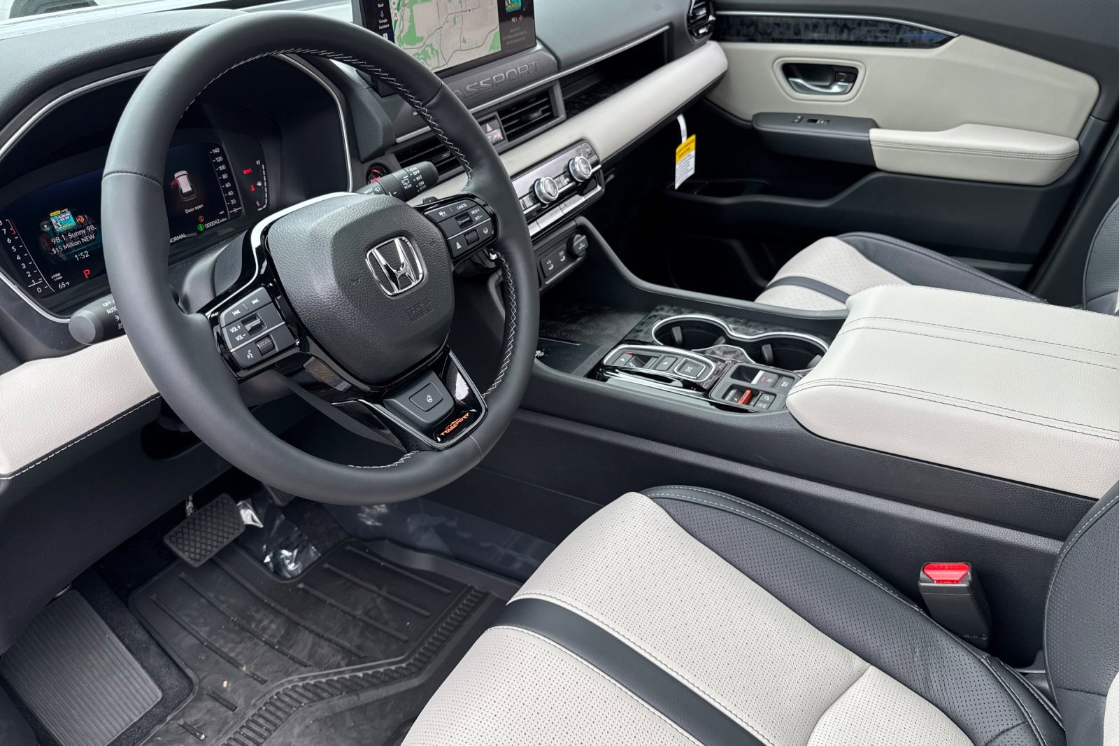 2026 Honda Passport TrailSport Elite photo 3