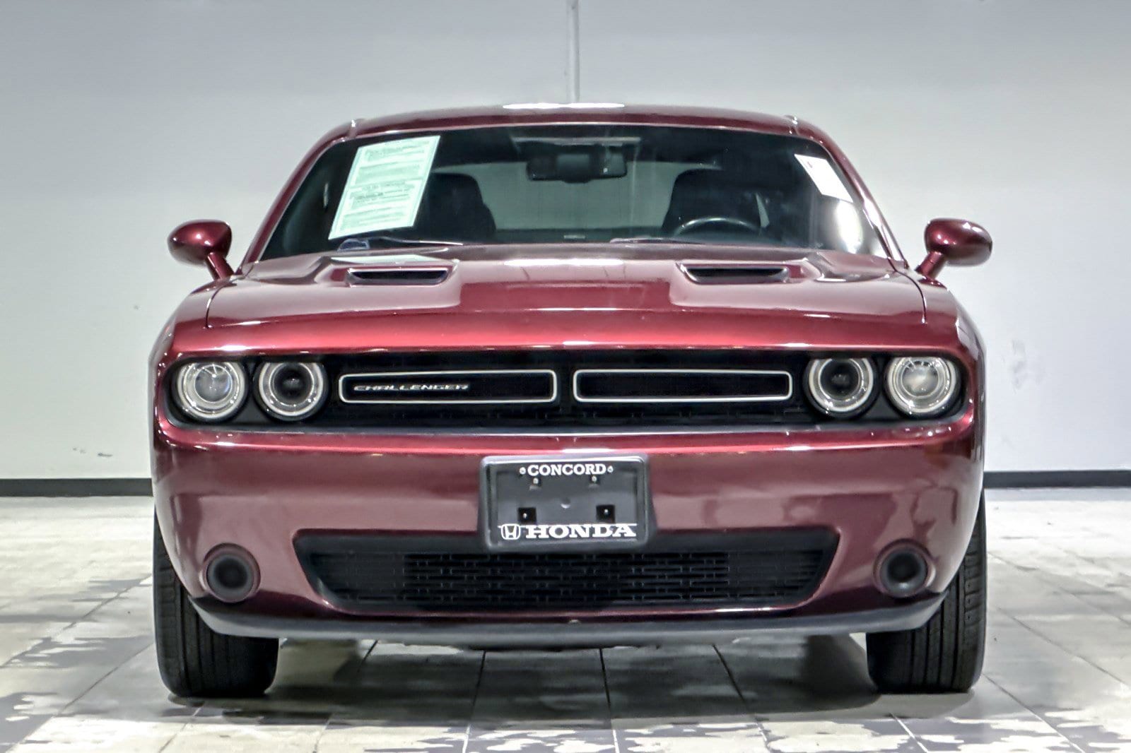 2019 Dodge Challenger SXT photo 4