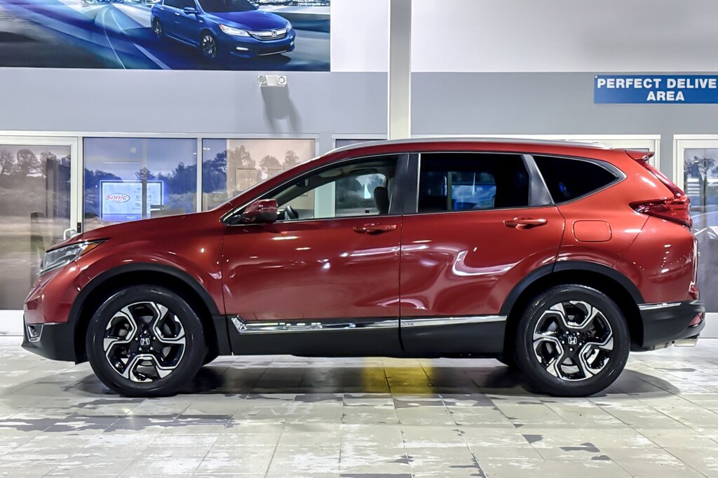 Used 2018 Honda CR-V Touring AWD SUV