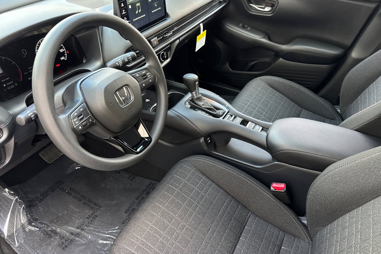 2026 Honda HR-V LX photo 3