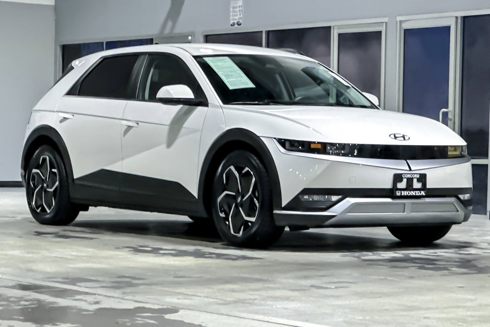 2023 Hyundai IONIQ 5 SE photo 5