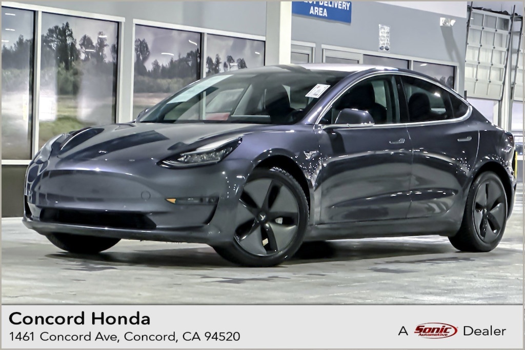 Used 2018 Tesla Model 3 Long Range Sedan