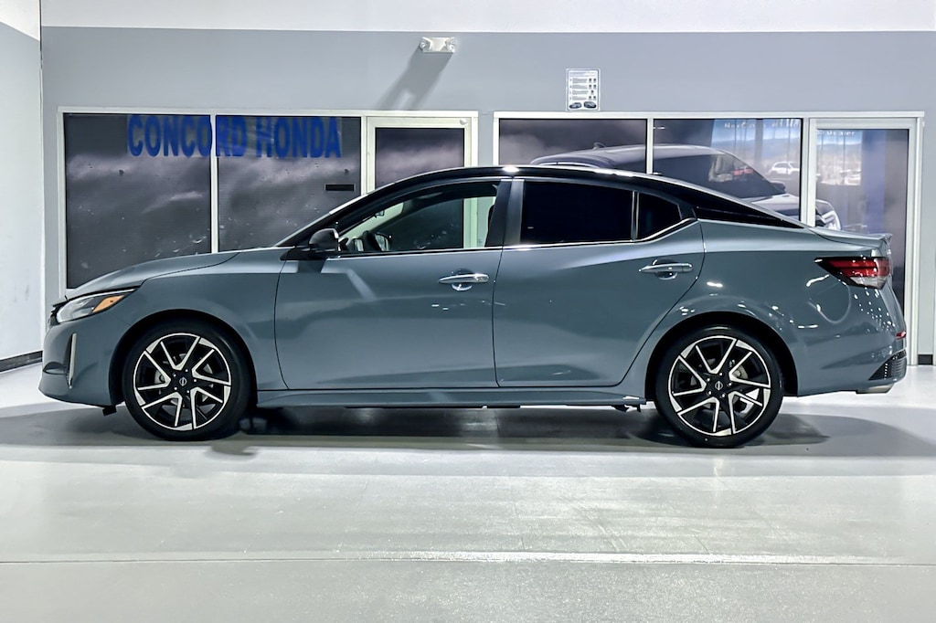 Used 2024 Nissan Sentra SR Sedan