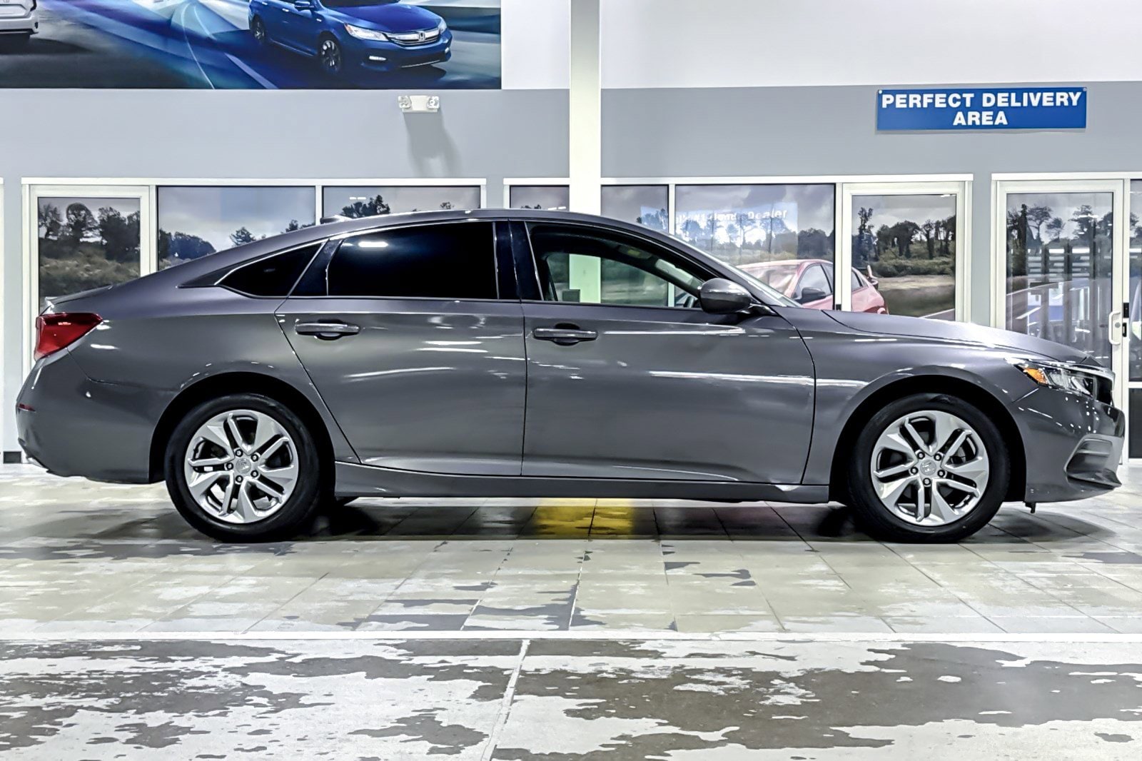 2019 Honda Accord LX photo 6