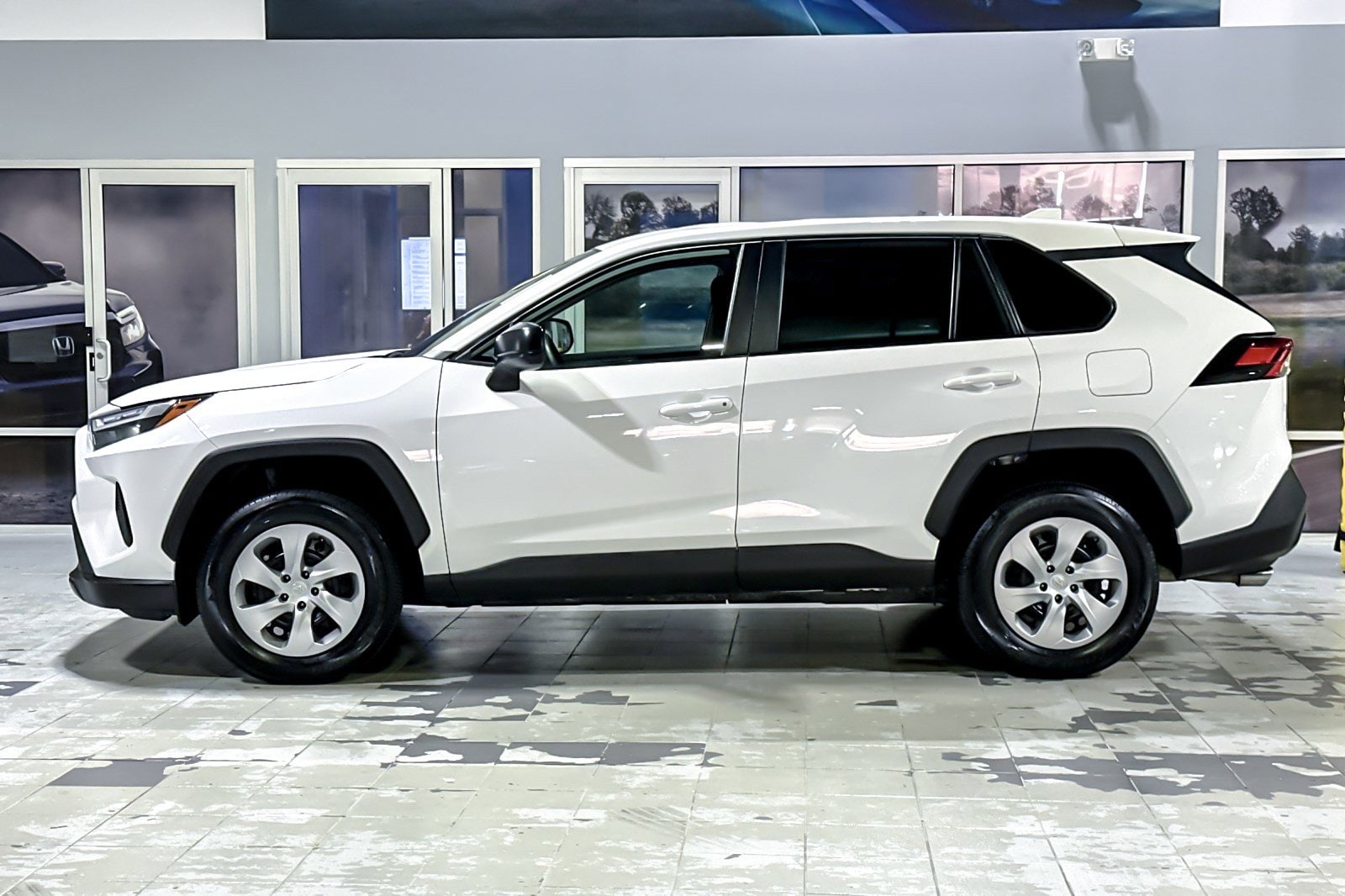 Used 2023 Toyota RAV4 LE with VIN 2T3F1RFV0PC373061 for sale in Northfield, Minnesota