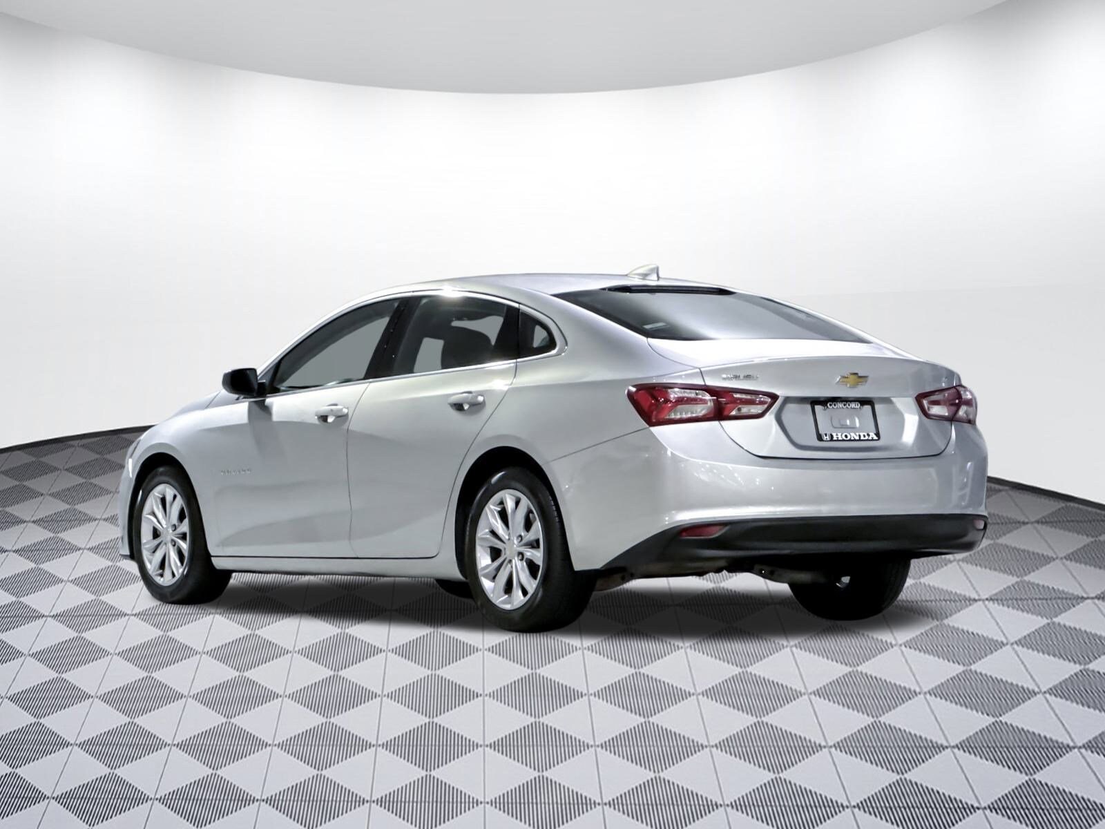 2022 Chevrolet Malibu 1LT photo 4