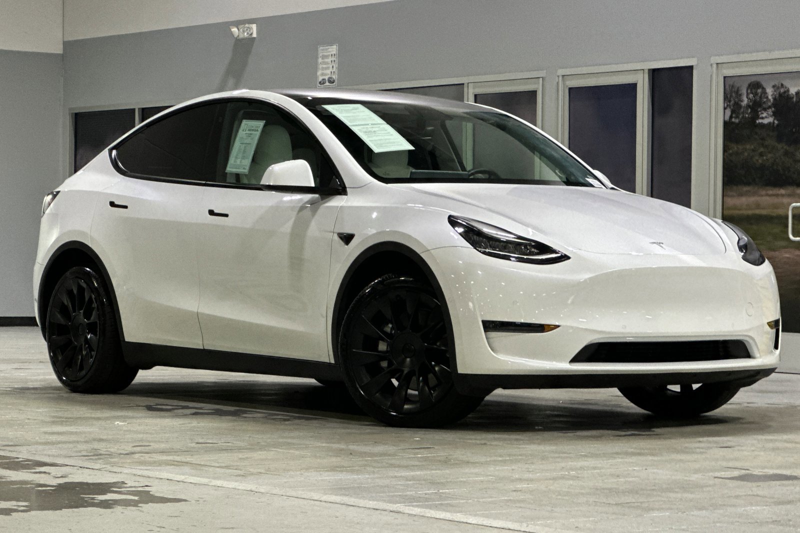 Used 2020 Tesla Model Y Long Range with VIN 5YJYGDEE1LF053127 for sale in Concord, CA
