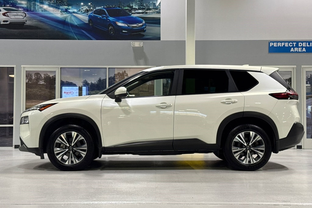 Used 2023 Nissan Rogue SV SUV