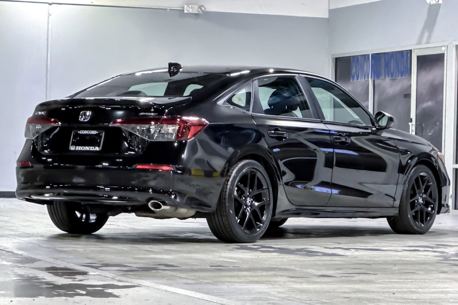 2025 Honda Civic Sport photo 3