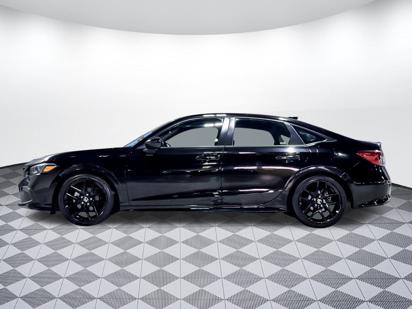2024 Honda Civic Sport photo 2