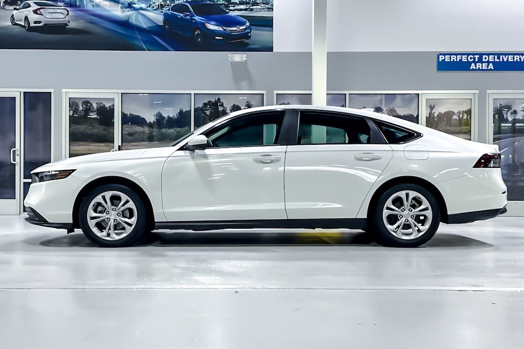 Used 2023 Honda Accord LX Sedan