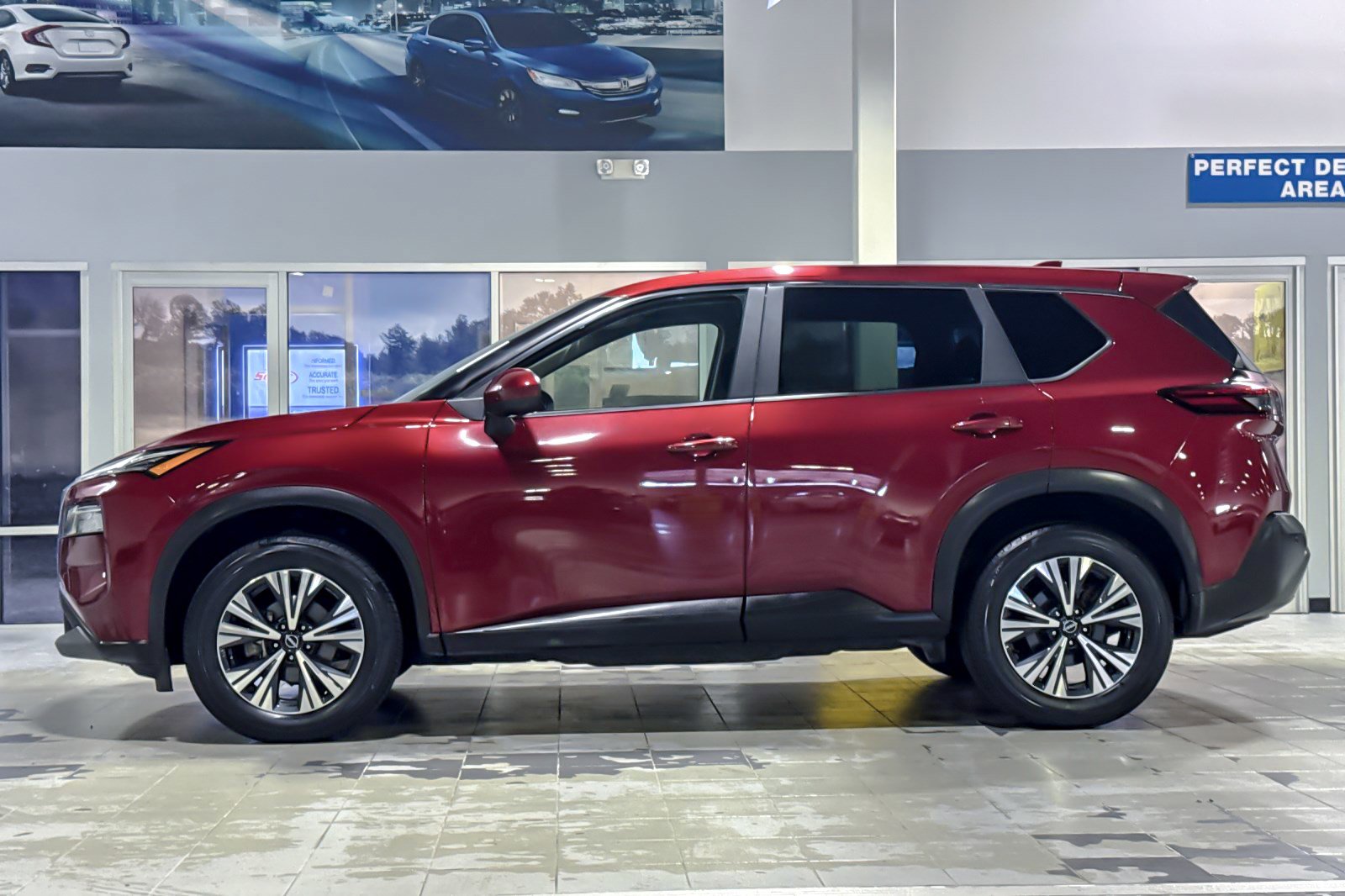 2023 Nissan Rogue SV photo 3