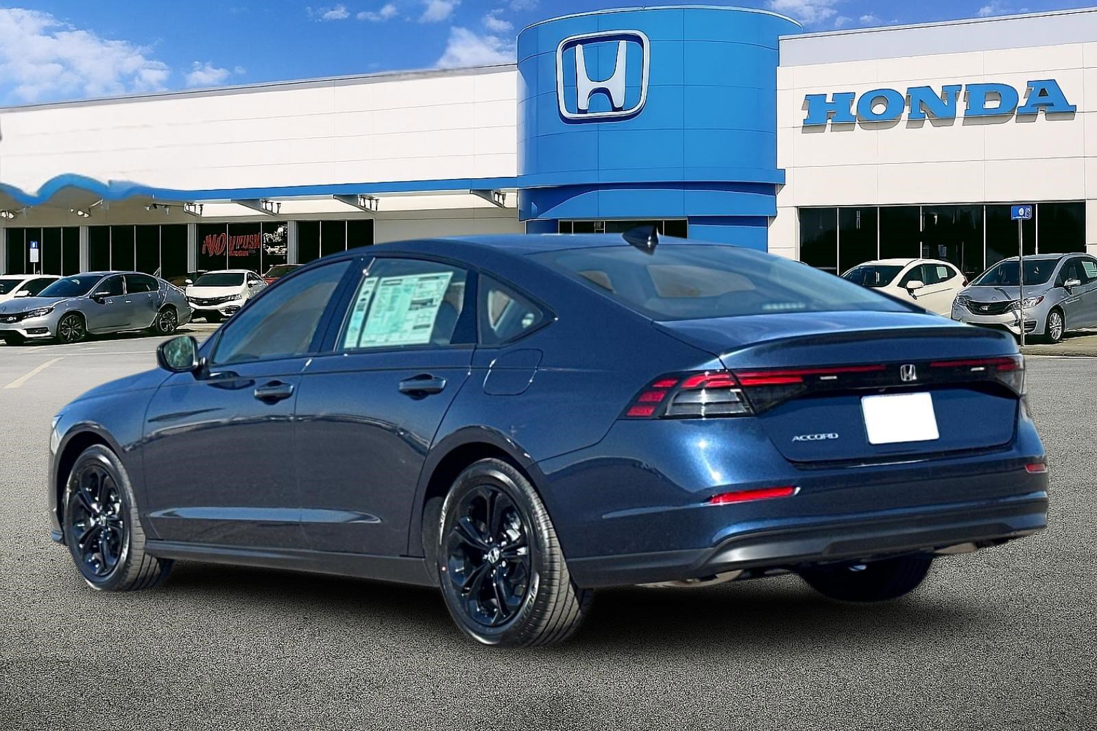 2025 Honda Accord SE photo 3