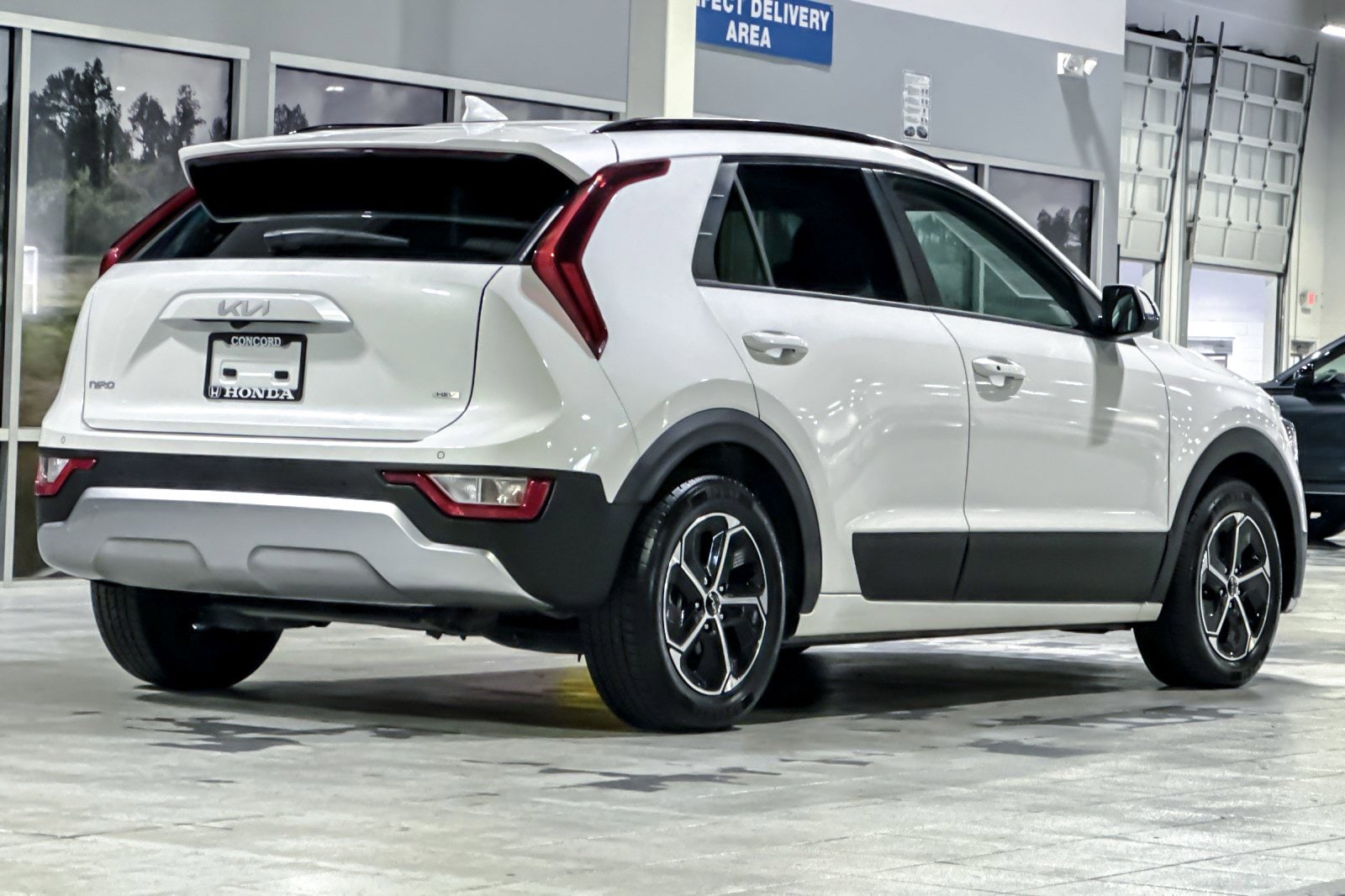 2023 Kia Niro EX photo 3