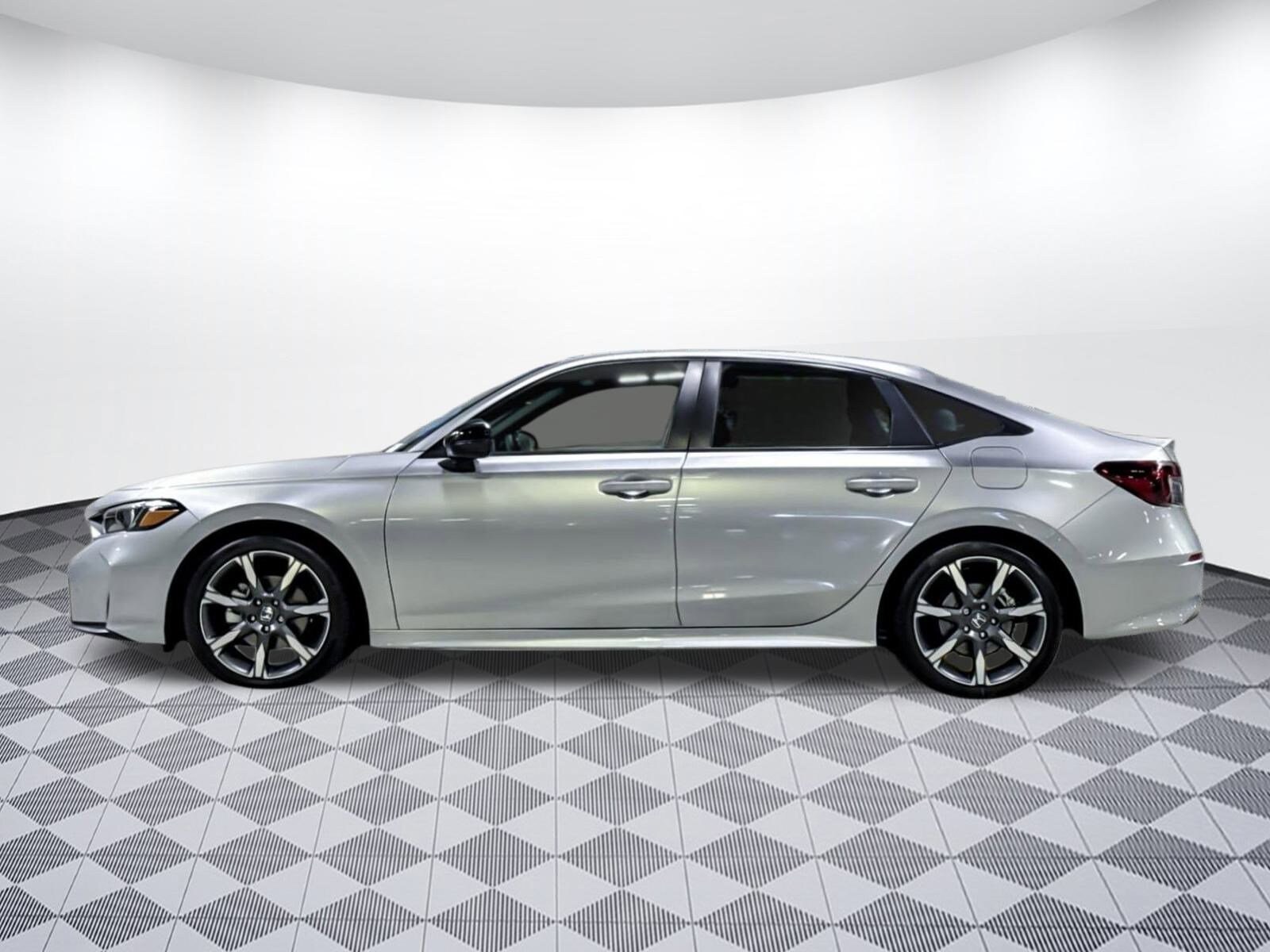 2026 Honda Civic Hybrid Sport photo 2