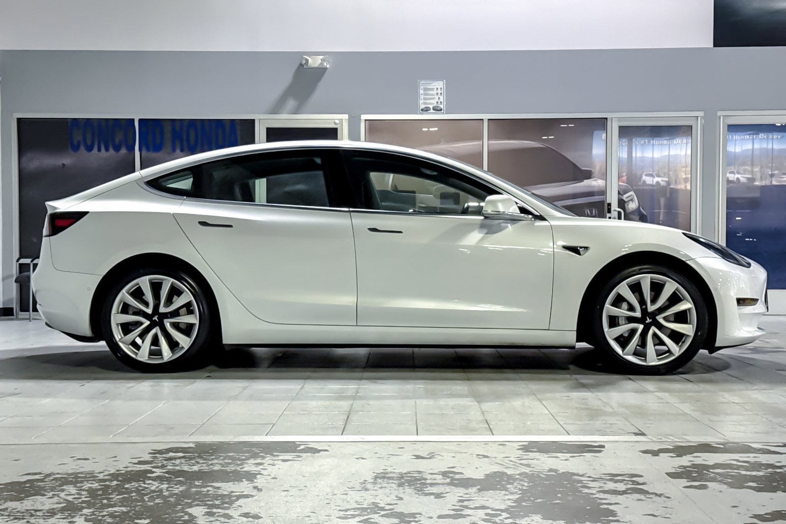 2020 Tesla Model 3 Long Range photo 6