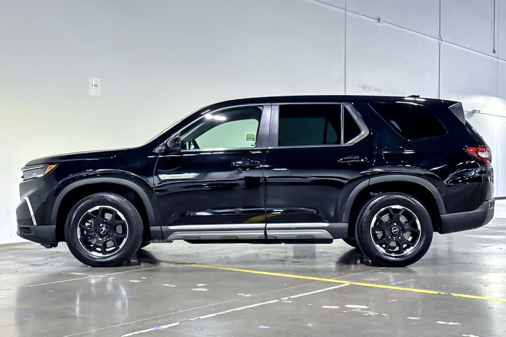 Used 2025 Honda Pilot EX-L SUV