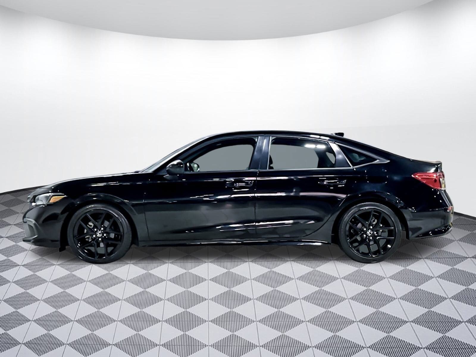 2024 Honda Civic Sport photo 2