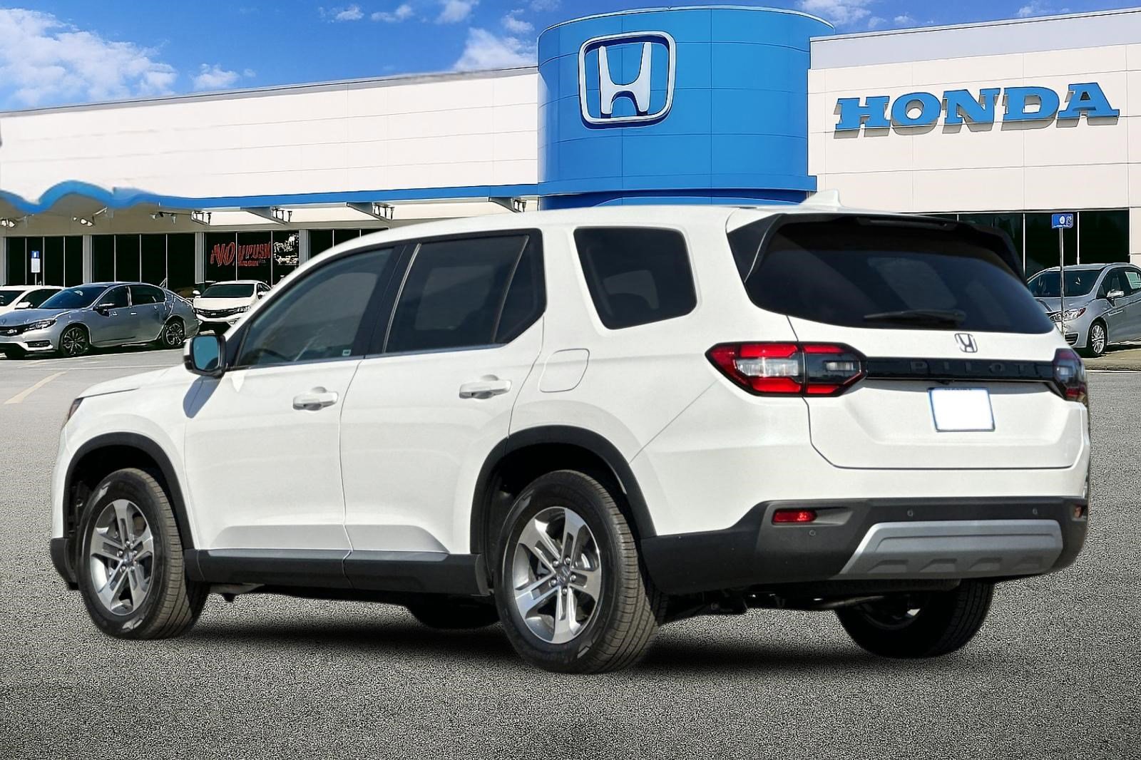 2025 Honda Pilot EX-L photo 2