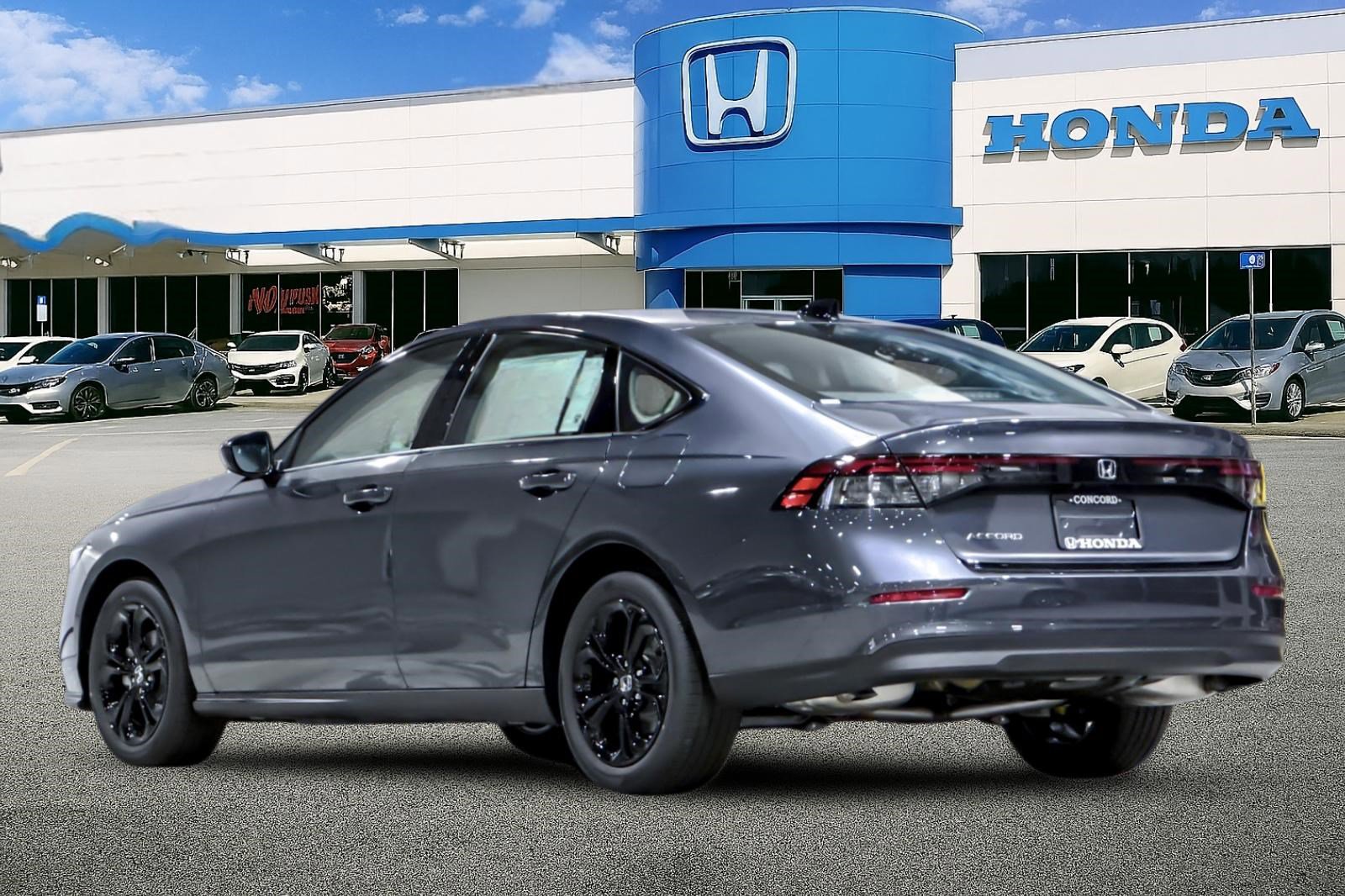 2025 Honda Accord SE photo 2