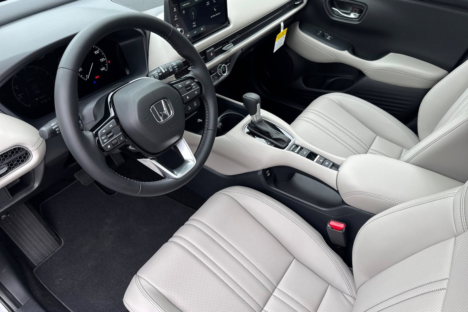 2026 Honda HR-V EX-L photo 3