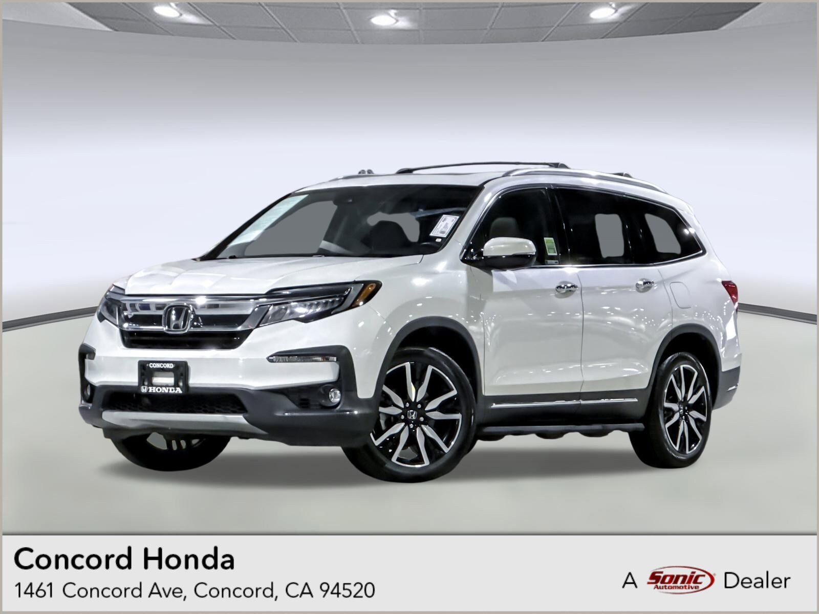 2021 Honda Pilot Touring photo 2