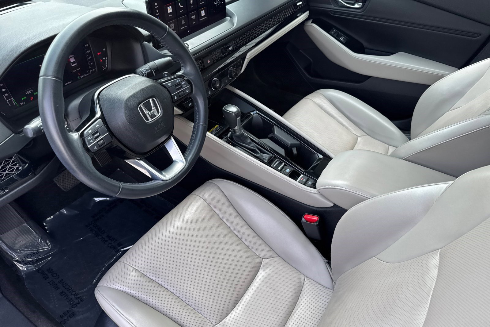 2024 Honda Accord Hybrid Touring photo 4
