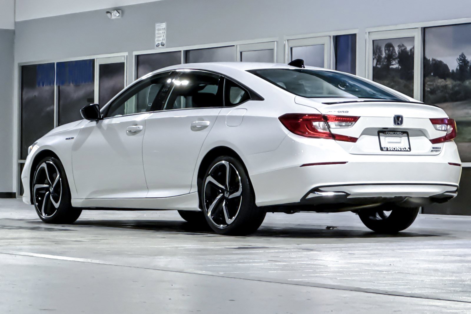 2022 Honda Accord Hybrid Sport photo 3