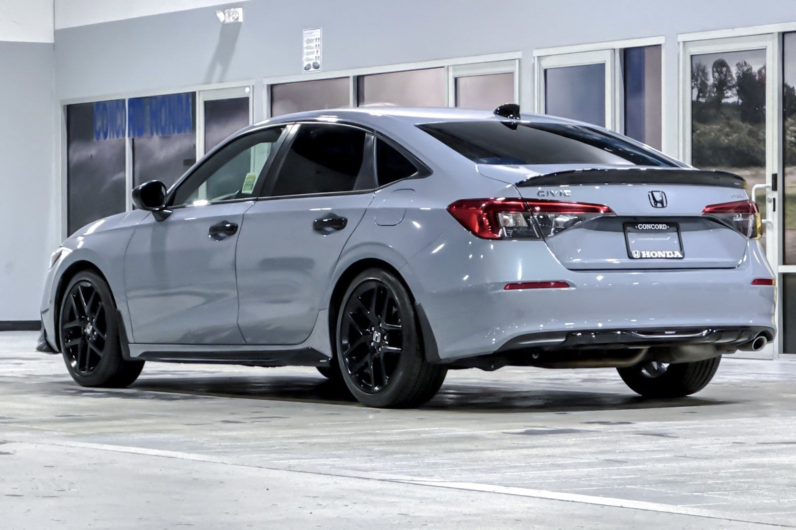 2022 Honda Civic Sport photo 2