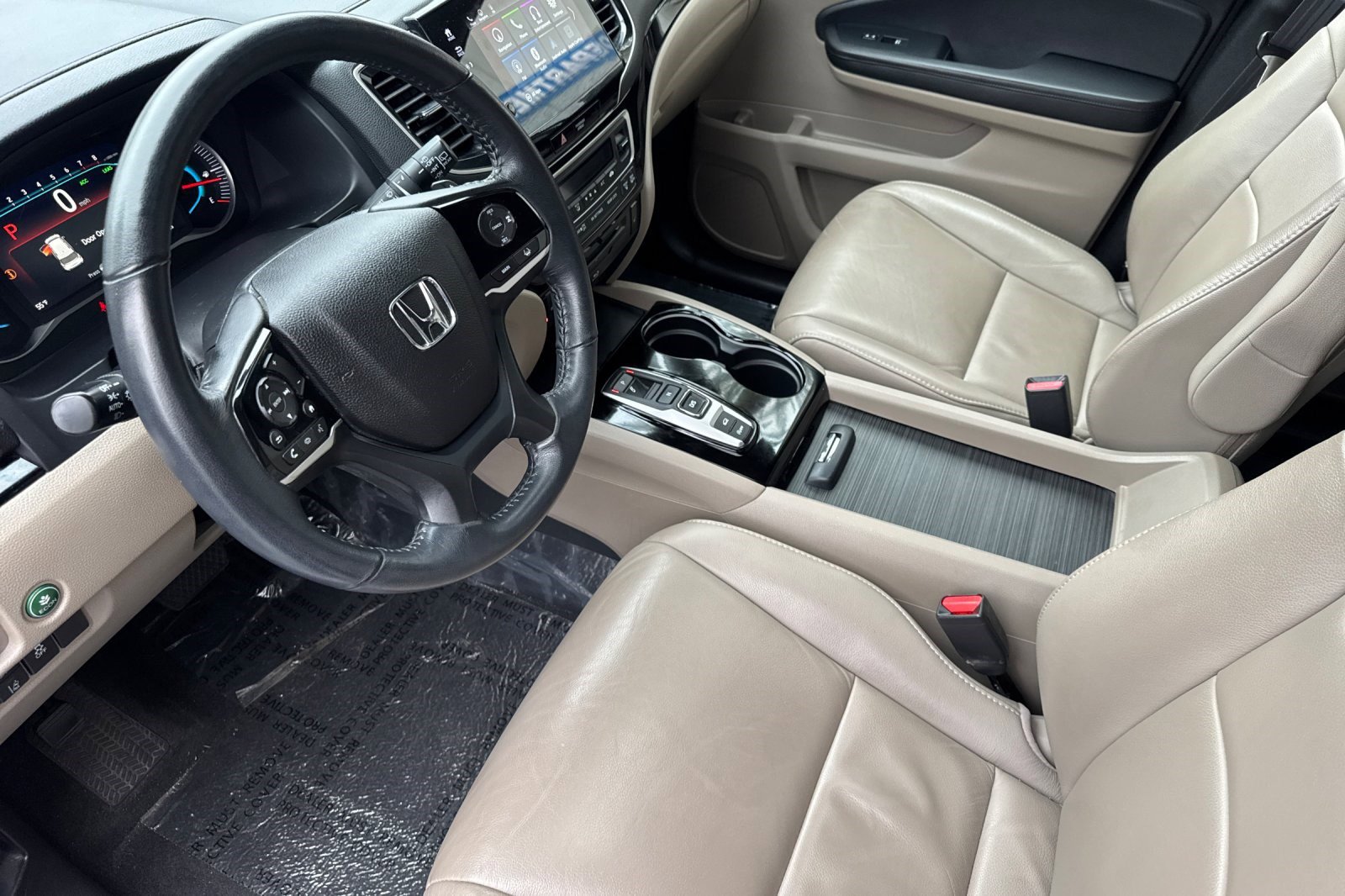 2021 Honda Pilot Touring photo 4