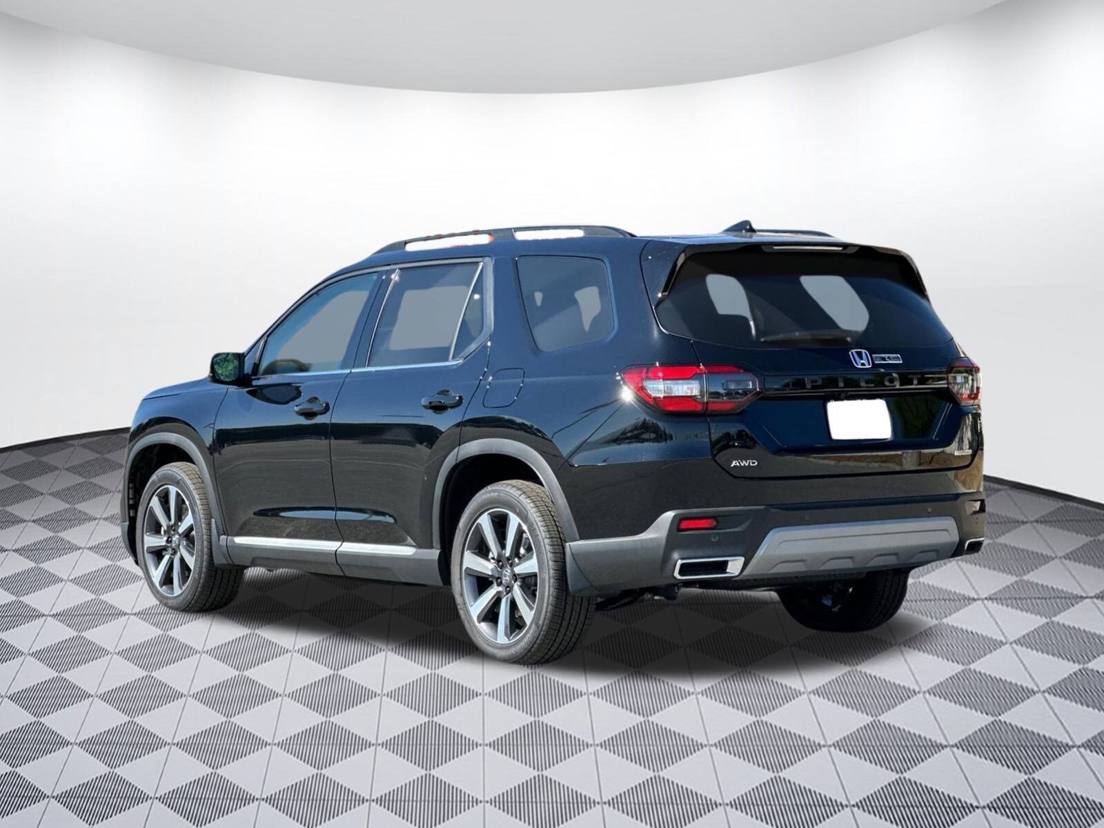 2025 Honda Pilot Touring photo 4