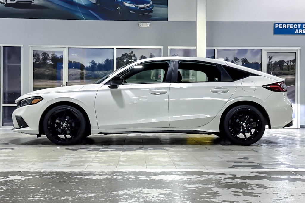 Used 2024 Honda Civic Sport Hatchback