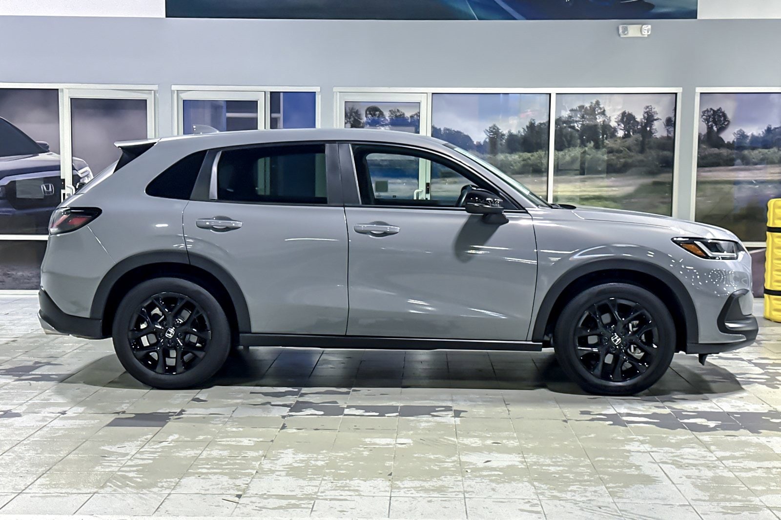 2025 Honda HR-V Sport photo 6