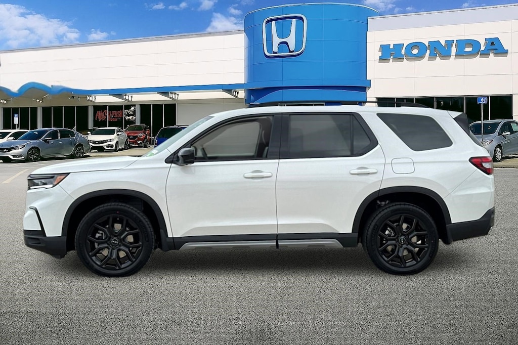 New 2025 Honda Pilot Black Edition SUV