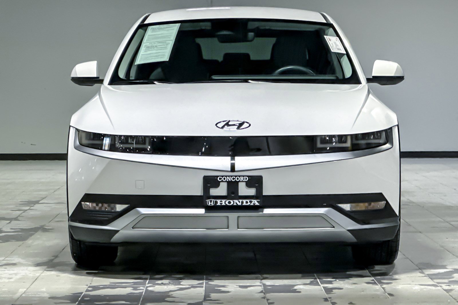 2023 Hyundai IONIQ 5 SE photo 4