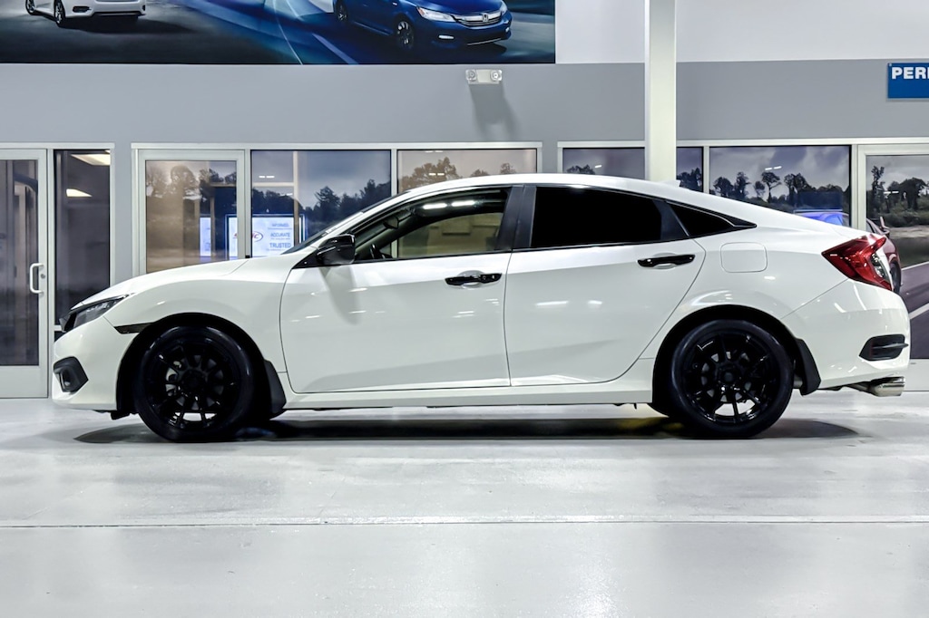 Used 2018 Honda Civic Touring Sedan