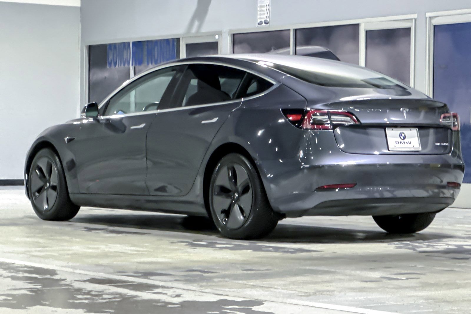 2018 Tesla Model 3 Long Range photo 2