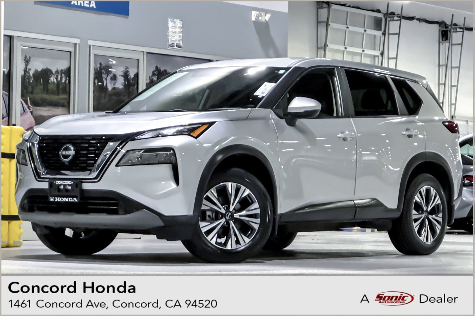 2023 Nissan Rogue SV FWD's photo