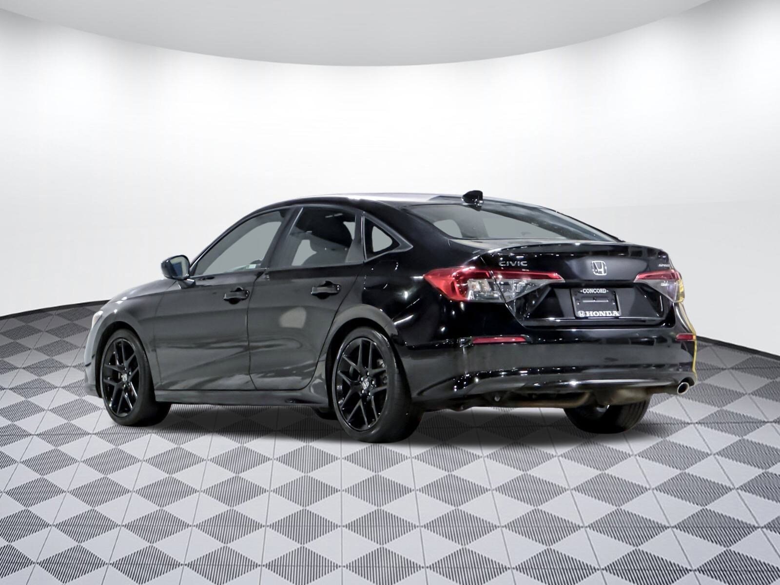 2024 Honda Civic Sport photo 3