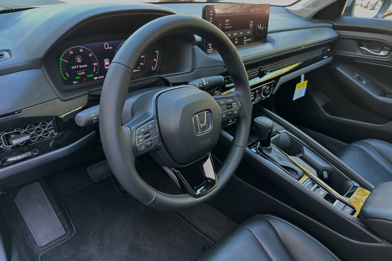 2025 Honda Accord Hybrid EX-L photo 4