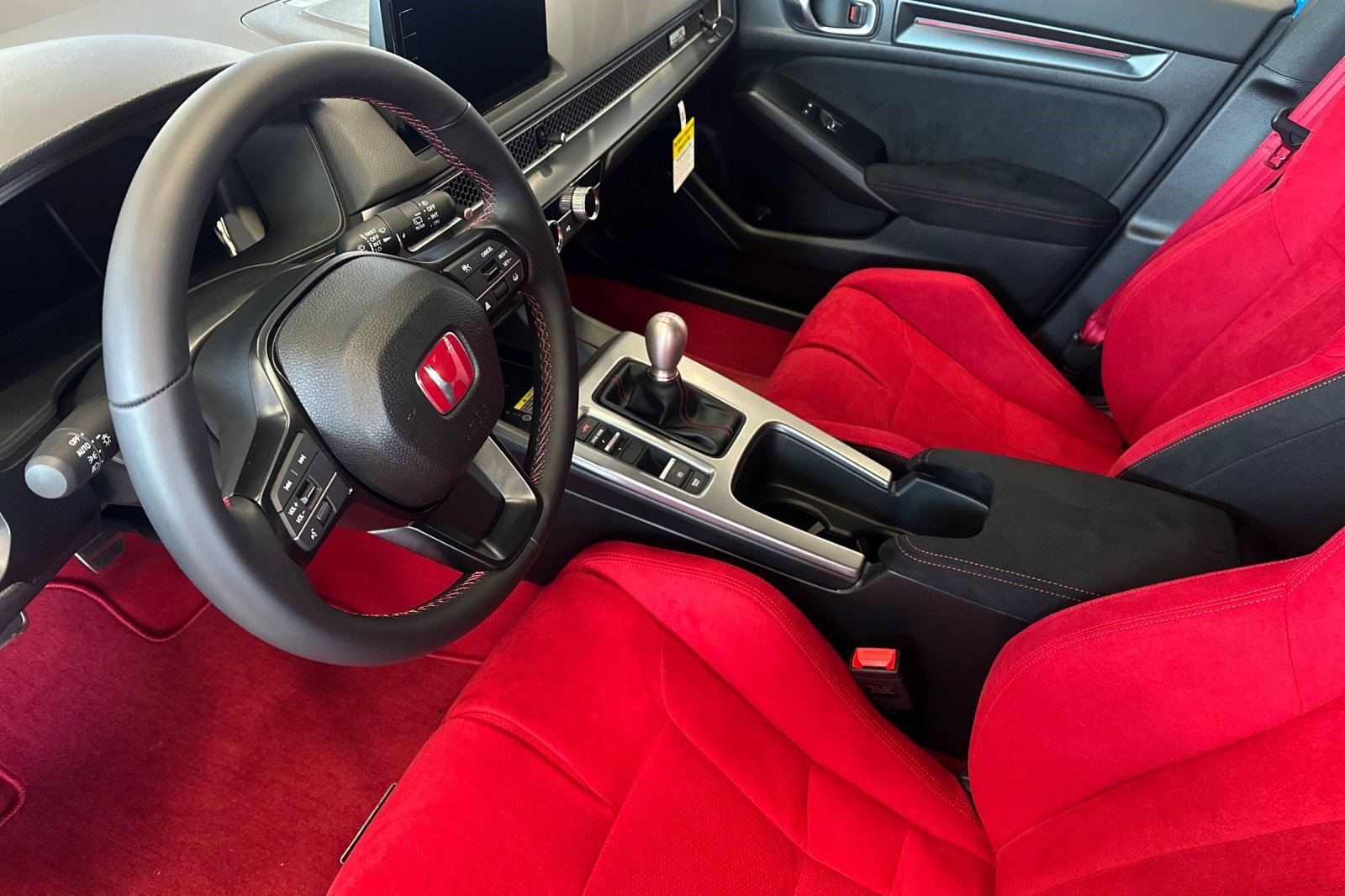 2025 Honda Civic Type R photo 3