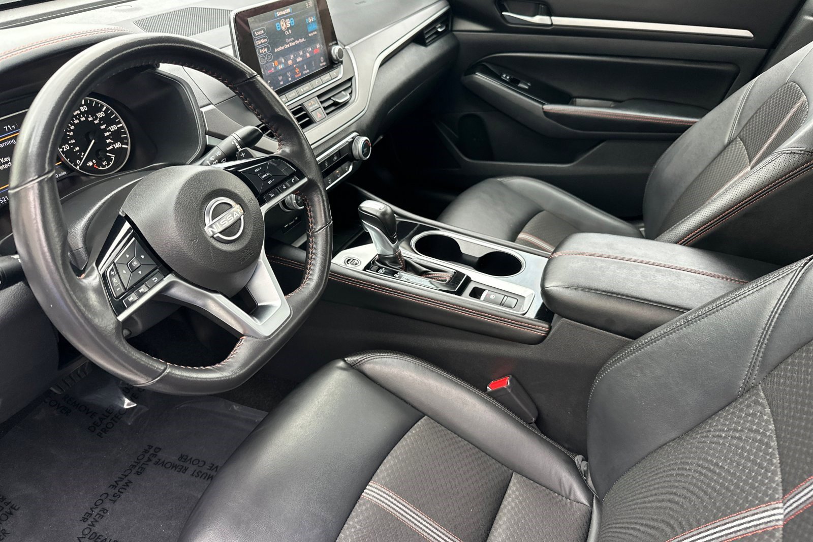 2024 Nissan Altima 2.5 SR photo 2
