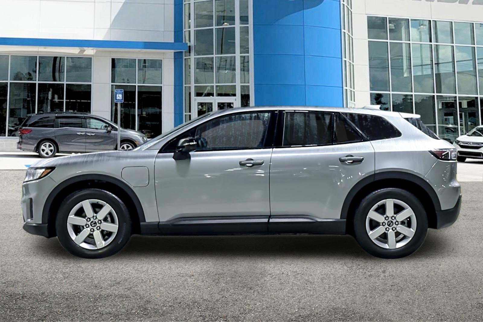 2026 Honda Prologue EX photo 2