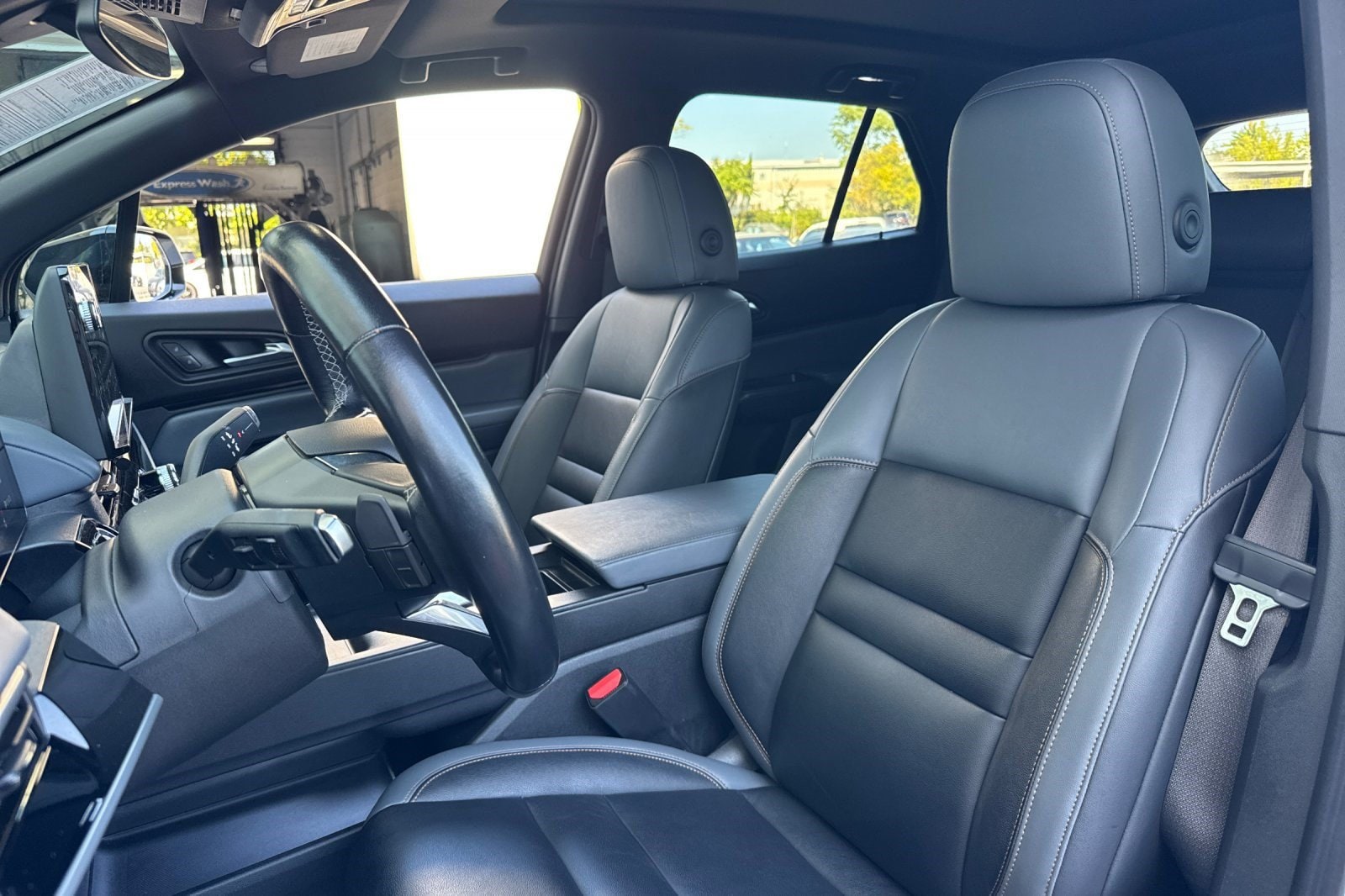 Prologue Touring SUV