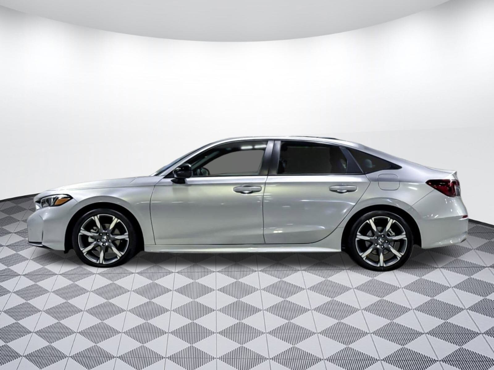 2026 Honda Civic Hybrid Sport photo 2