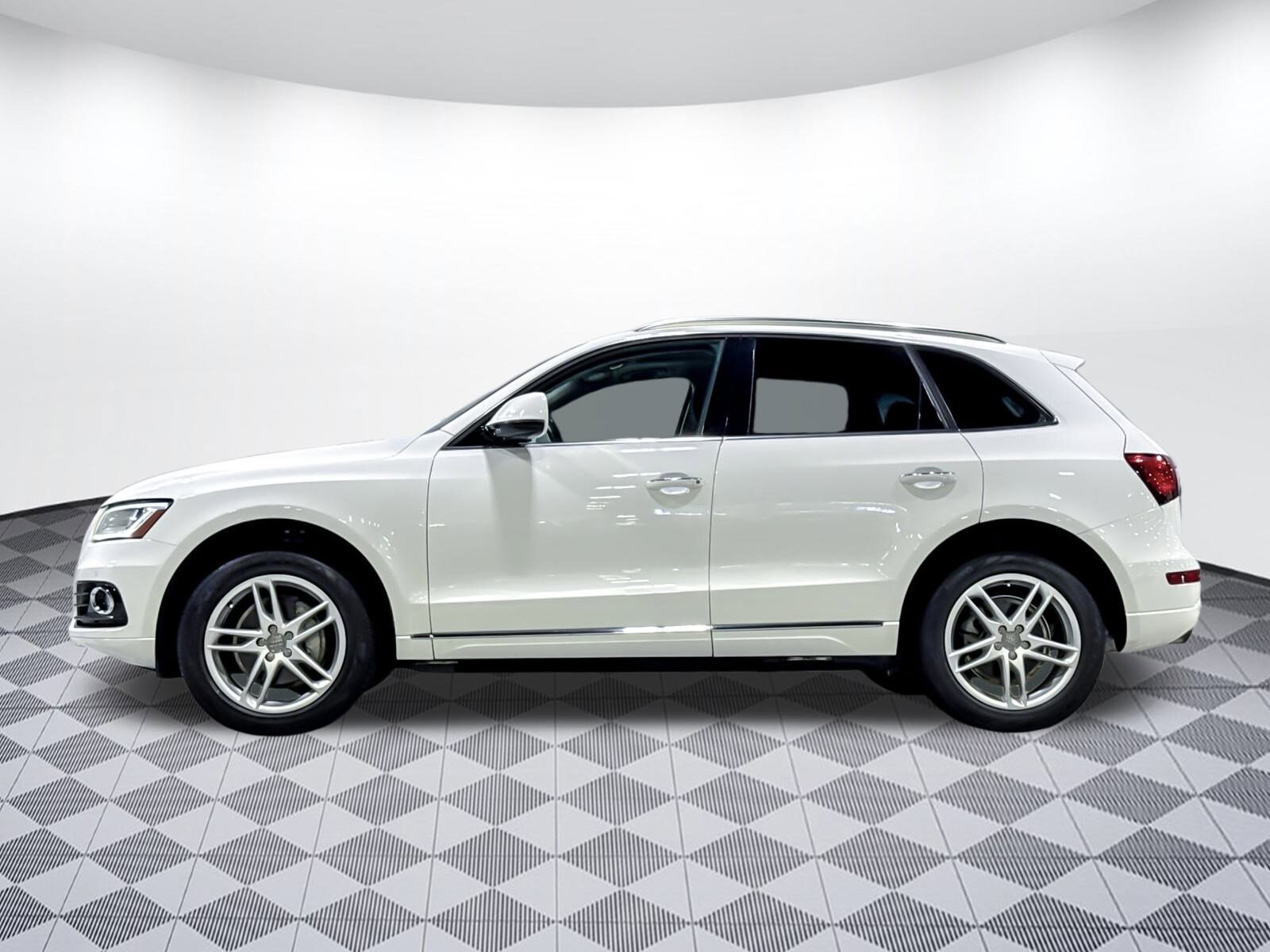 2017 Audi Q5 2.0T Premium photo 2
