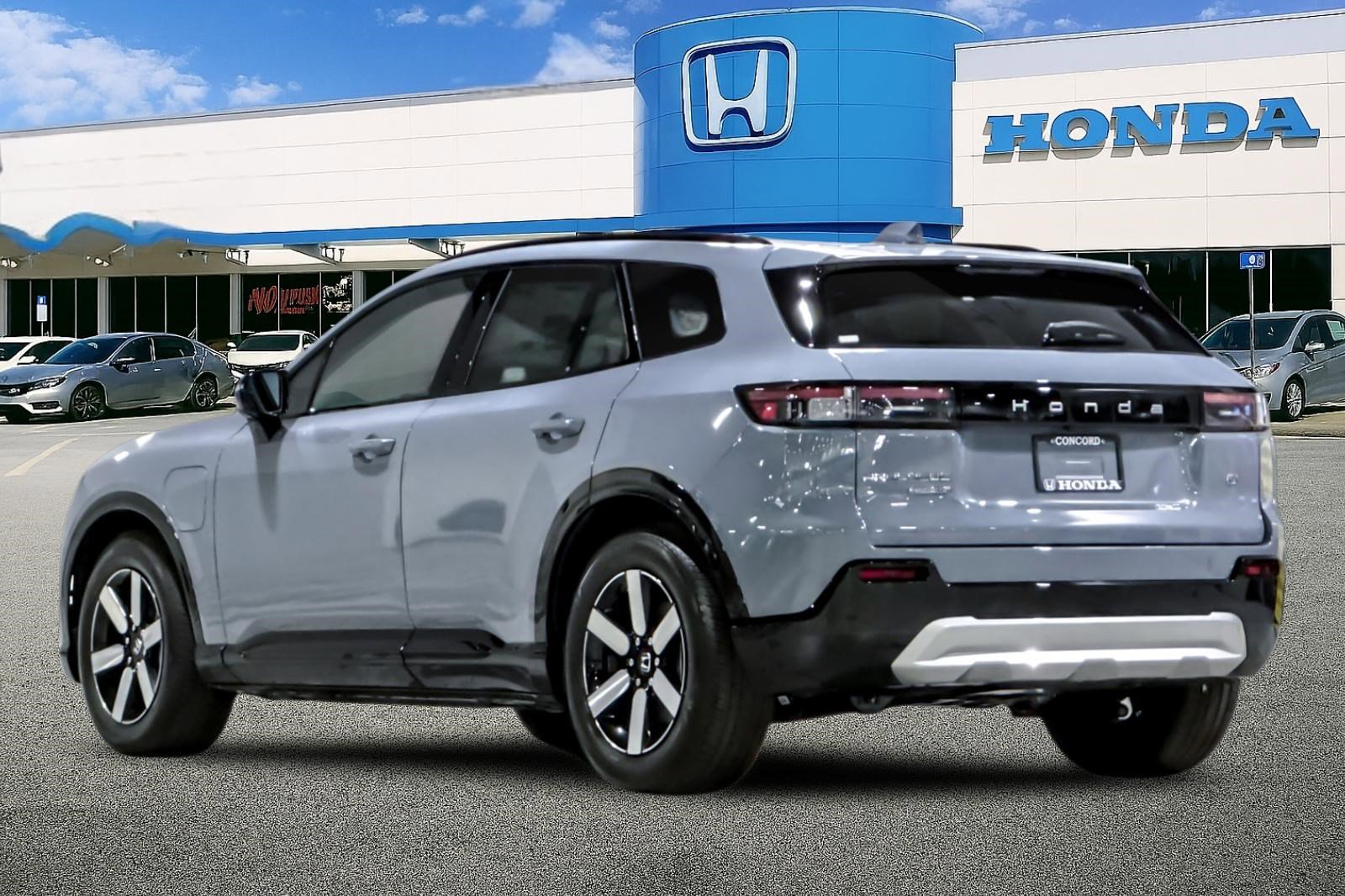 2026 Honda Prologue Touring photo 3