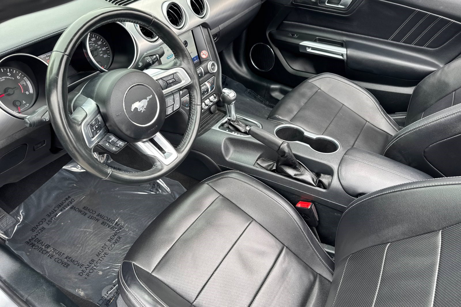 2023 Ford Mustang Convertible photo 4