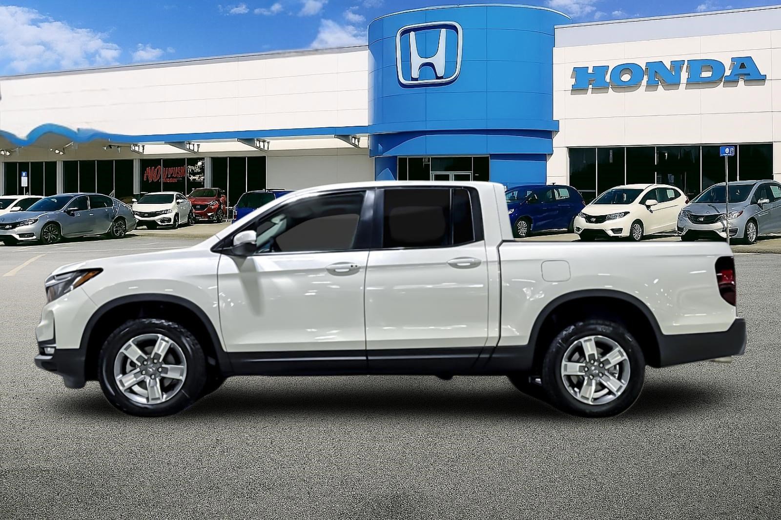 2026 Honda Ridgeline RTL photo 2
