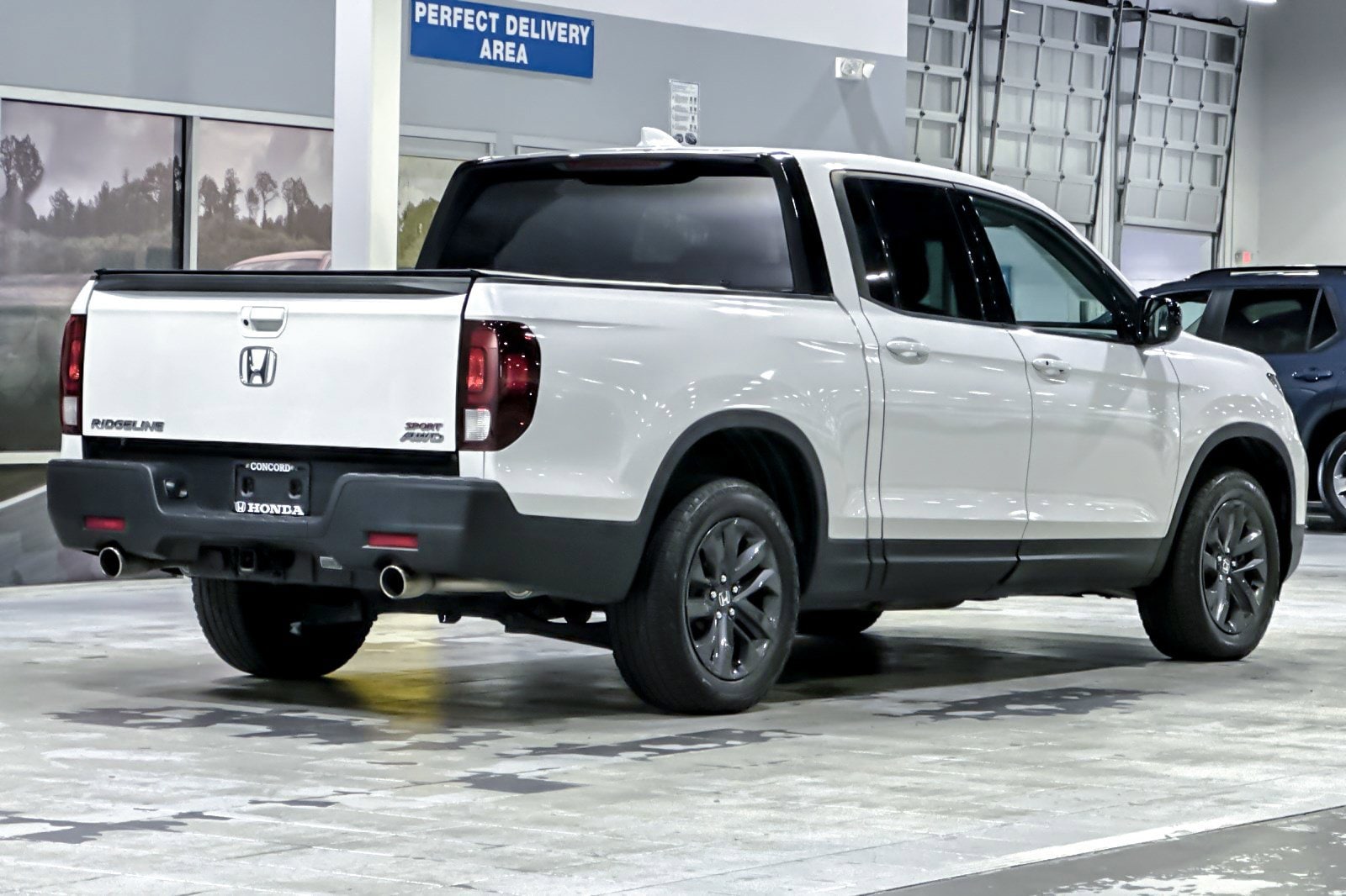 2023 Honda Ridgeline Sport photo 3
